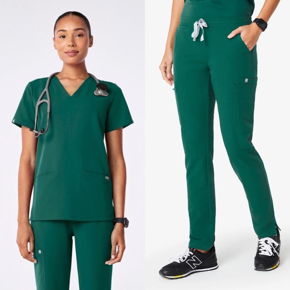 Figs Casma Three Pocket Top and Yola Skinny Scrub Pants in Hunter Green Set - S